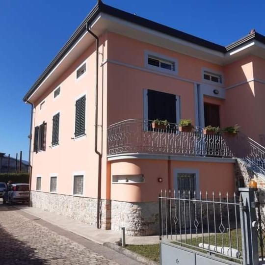 Bnb Villa Melany Vicino Centro Lucca Bagian luar foto